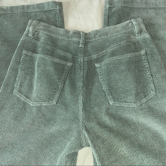 ❌SOLD❌ Reformation Green Corduroy Austin Pants - Picture 7 of 9